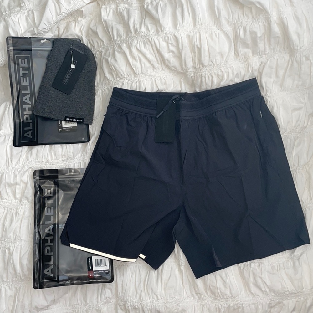 NEW Alphalete Men's Studio Short and Essential Beanie Charcoal